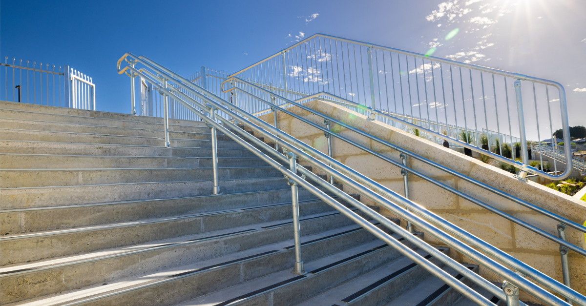 Choosing the Best Materials for Outdoor Handrails Moddex
