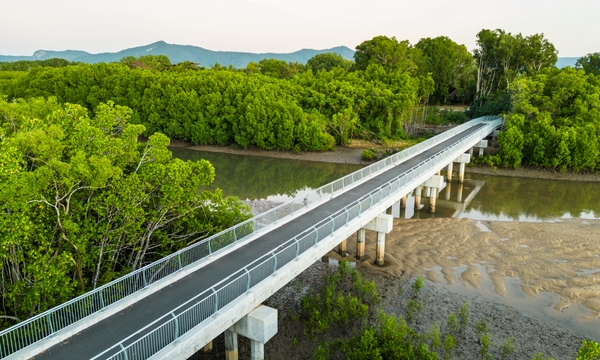 A Bridge to Safety: A Guide to Barrier Requirements for Bridge Structures & Access Platforms